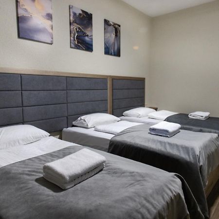 Nesvit Hotel Kijev Kültér fotó